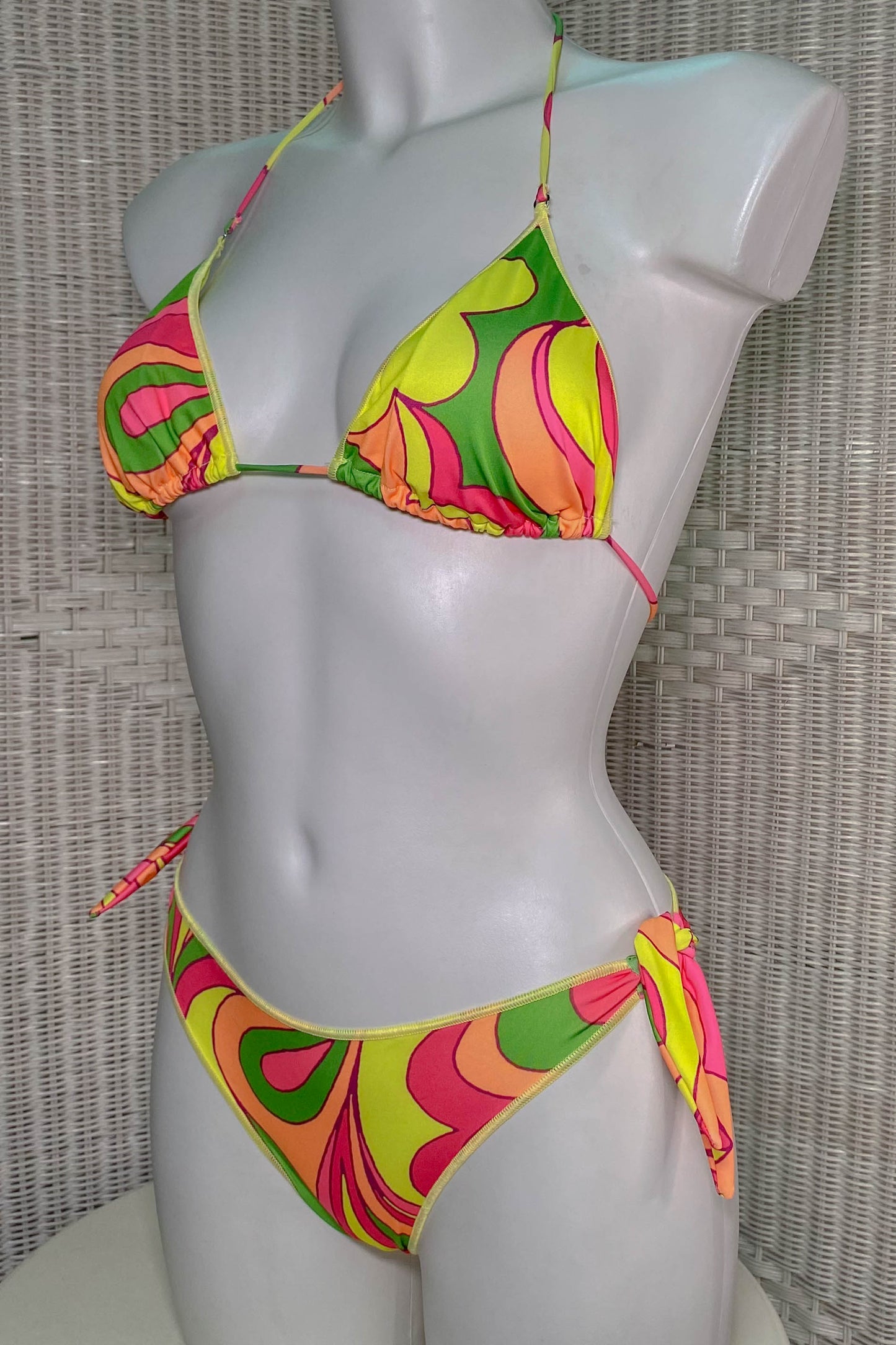 MEFUI-Bikini-Psichedelico-triangolo