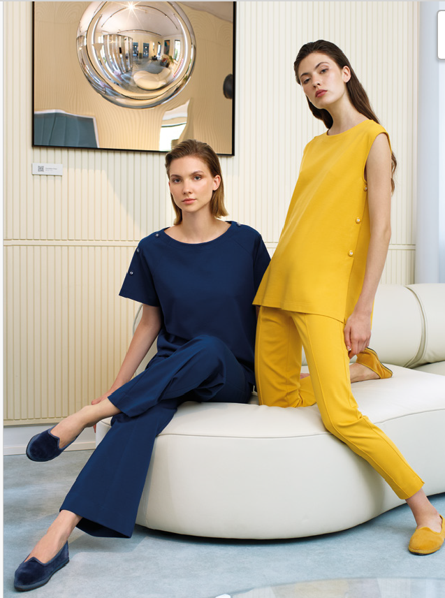 Top Donna Elegante Oroblù VOBT68077 – Senza Maniche, Dettagli Gold, Colori Vanilla e Marine