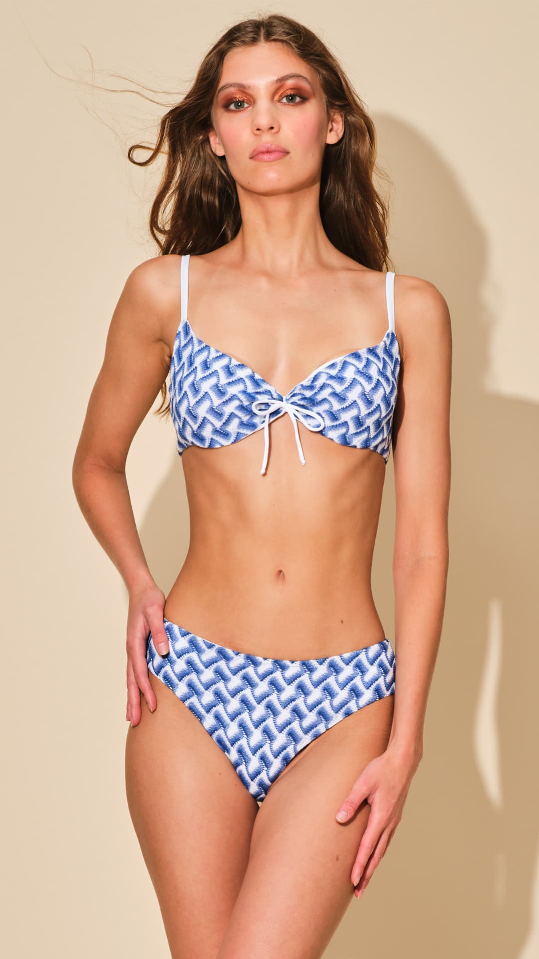 BIKINI FERRETTO E SLIP ALTO FANTASIA GEOMETRICA