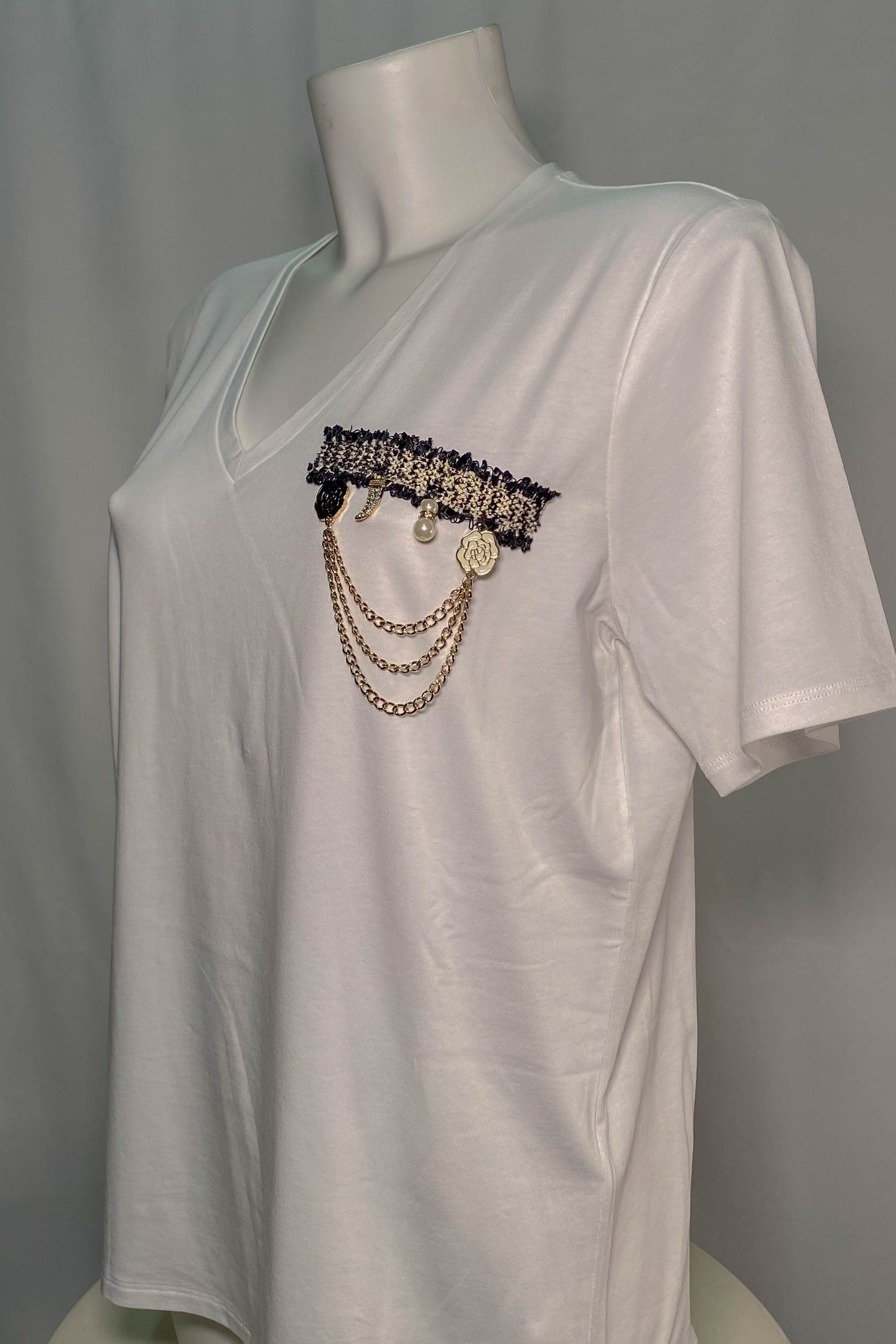 liu-jo-tshirt-bianca-gioiello