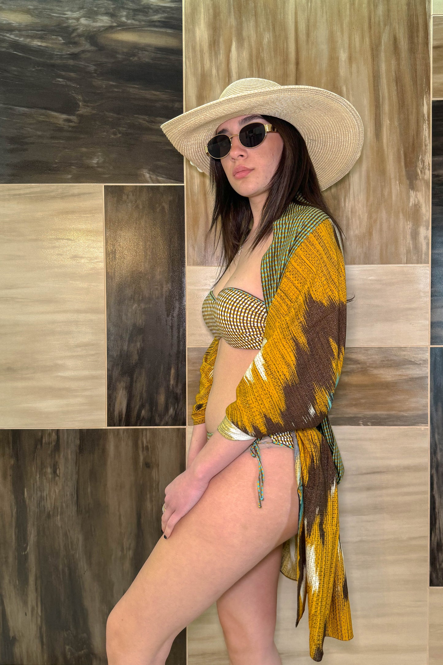 Pareo Olivia White Ikat Elegante Multicolore - Stile Avvolgente