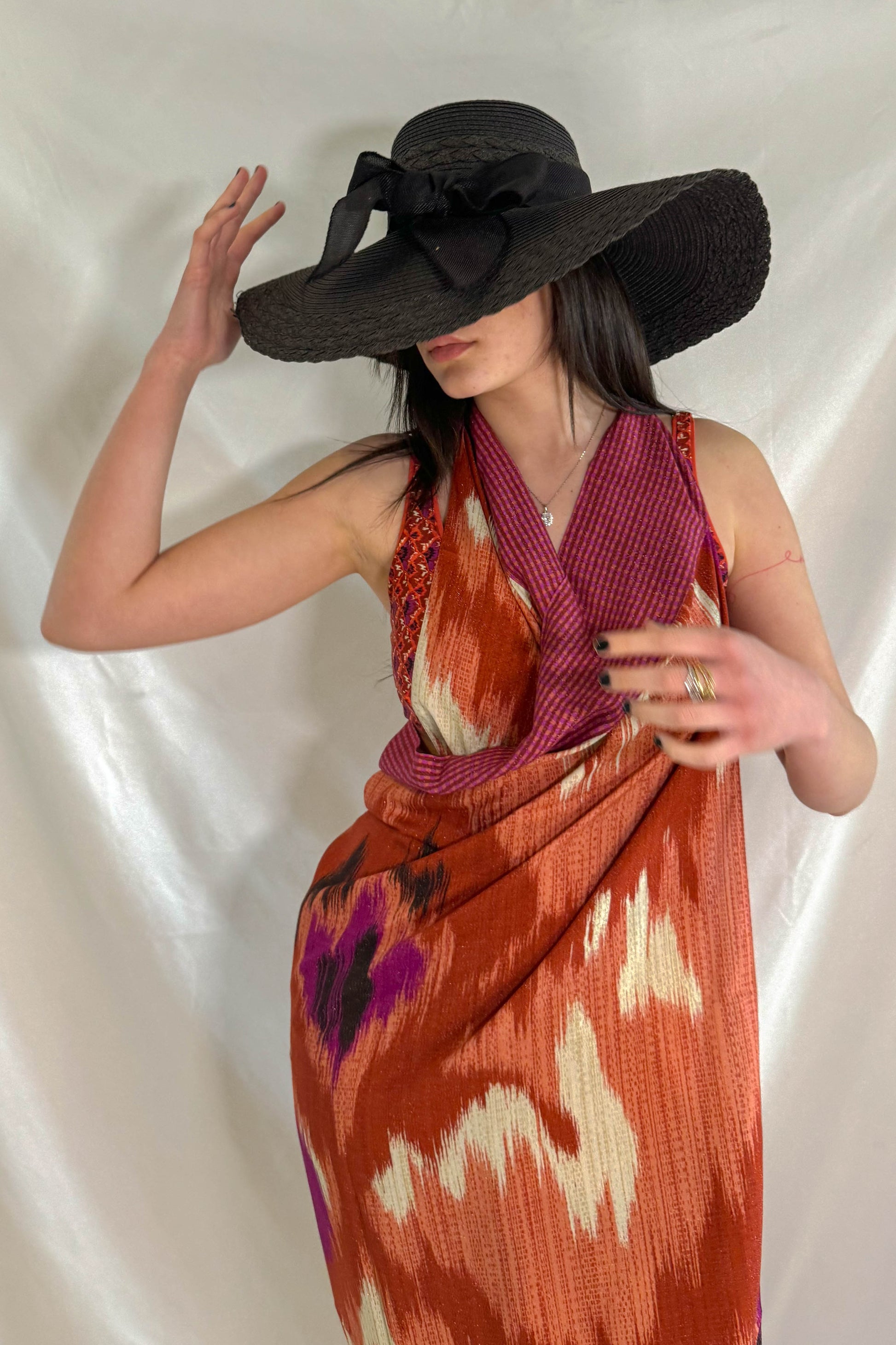 Pareo multicolore stile ikat elegante frontale