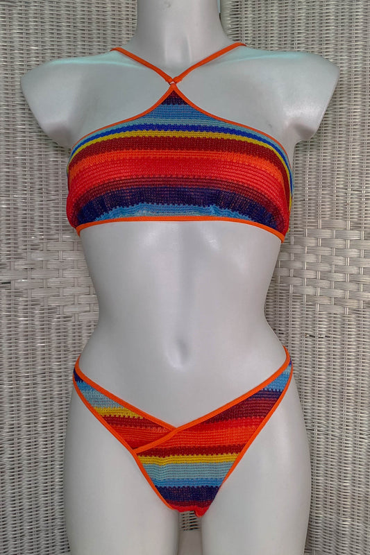 bikini multicolore in stile urban chic